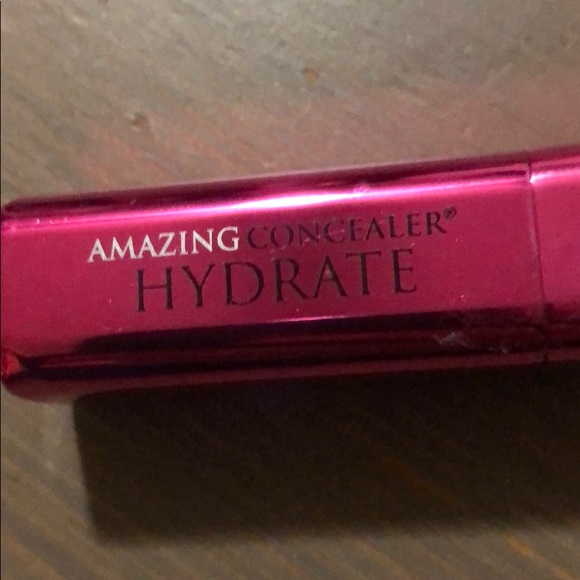 Amazing concealer hydrate- deep golden - Picture 2 of 2